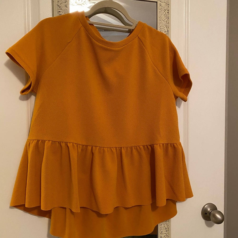 Mustard yellow top